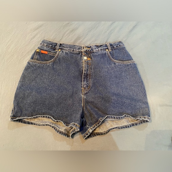 Lawman Shorts - Picture 2 of 7